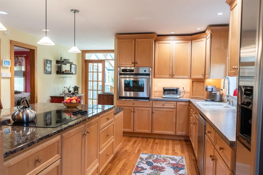 282 Happy Hollow Road Huntington VT 05462