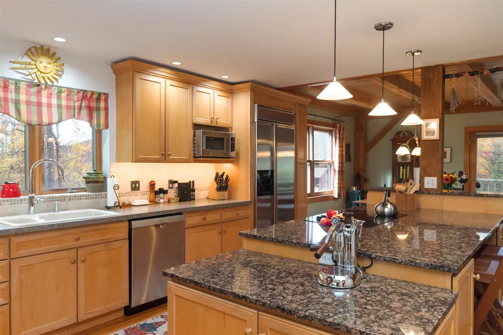282 Happy Hollow Road Huntington VT 05462