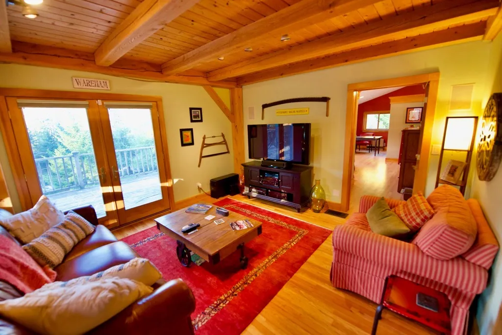 282 Happy Hollow Road Huntington VT 05462