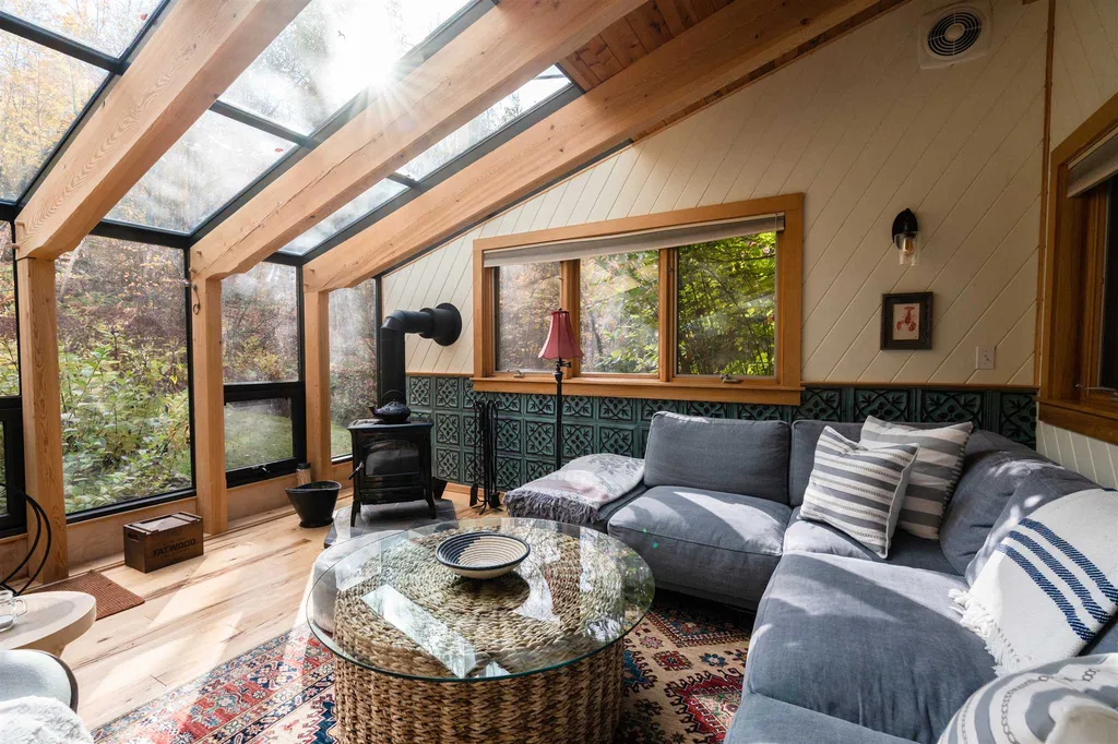 282 Happy Hollow Road Huntington VT 05462