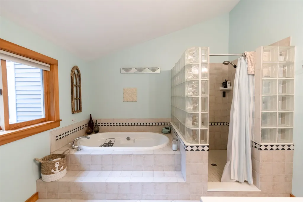 282 Happy Hollow Road Huntington VT 05462