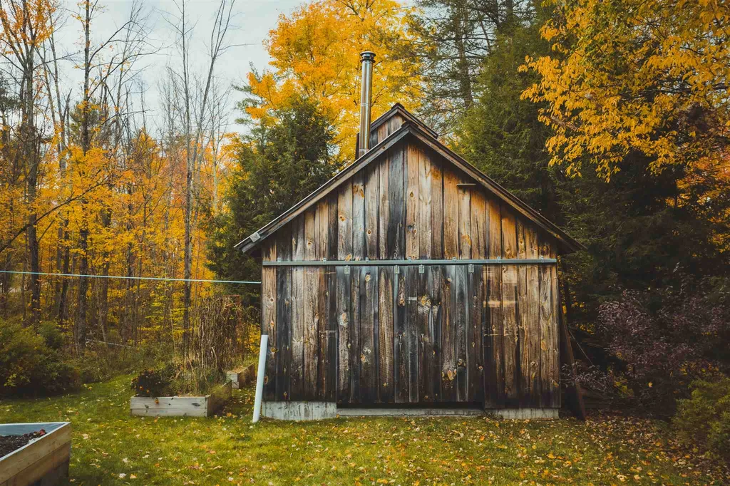 282 Happy Hollow Road Huntington VT 05462