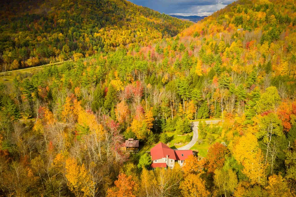 282 Happy Hollow Road Huntington VT 05462