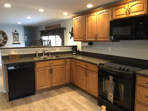 58 Goldfinch Road Barrington NH 03825
