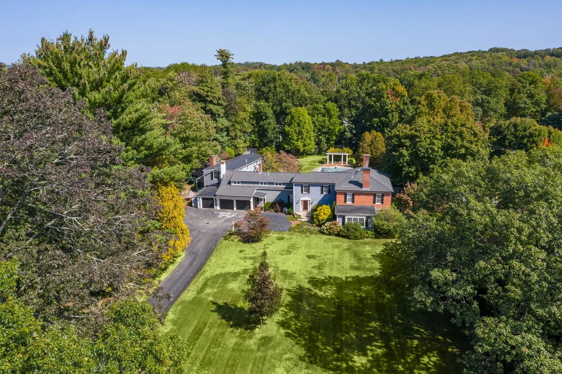 83 Stratham Heights Road Stratham NH 03885