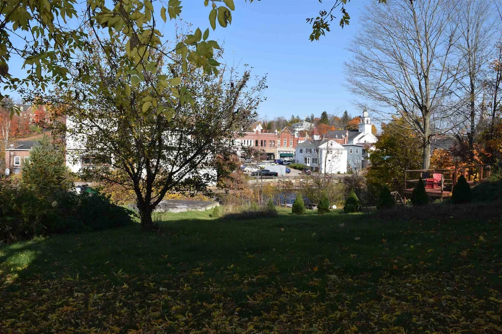 8 Elm Street Northfield NH 03276