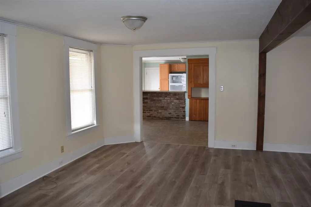8 Elm Street Northfield NH 03276