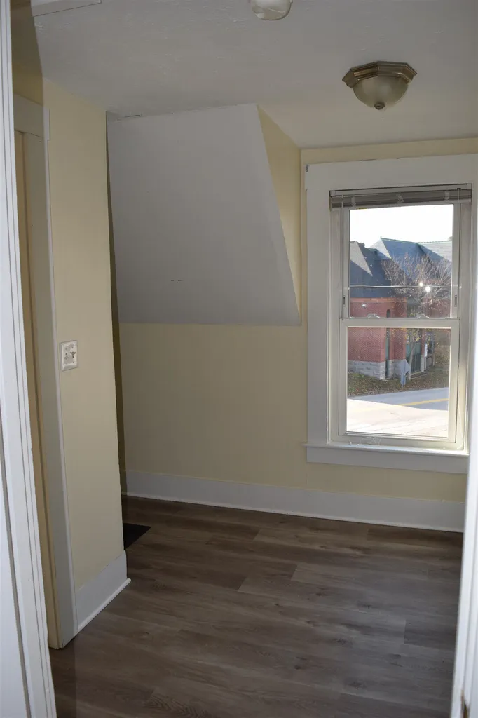 8 Elm Street Northfield NH 03276