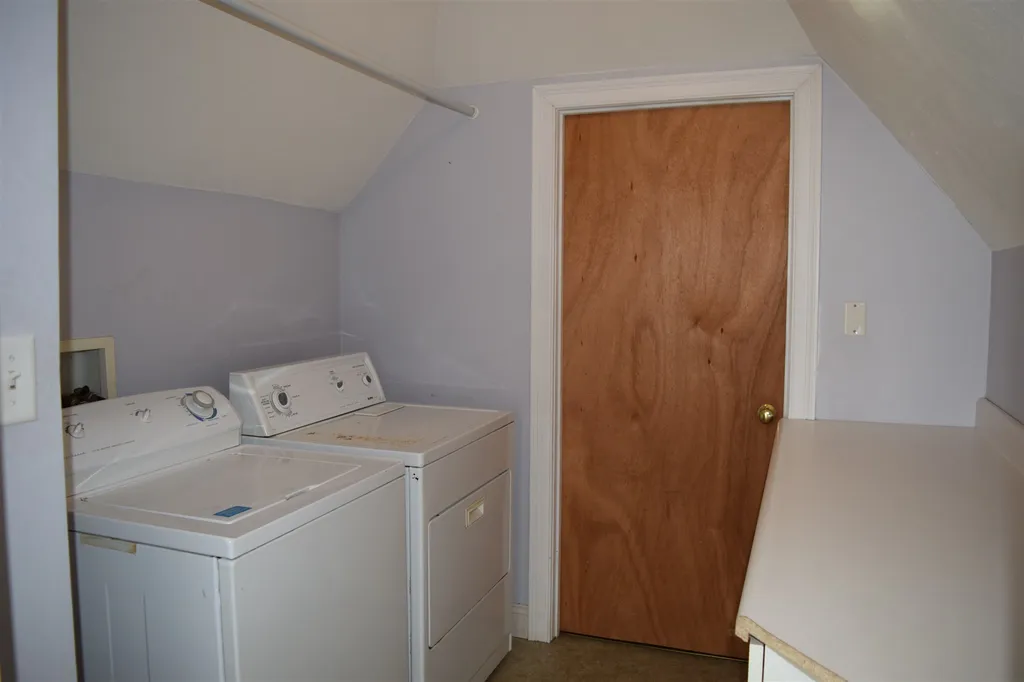 8 Elm Street Northfield NH 03276