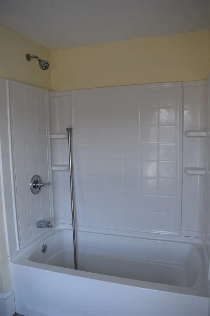 8 Elm Street Northfield NH 03276
