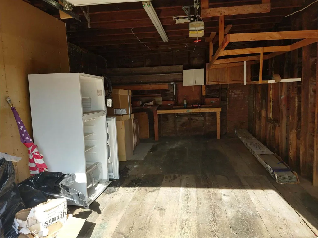 8 Elm Street Northfield NH 03276