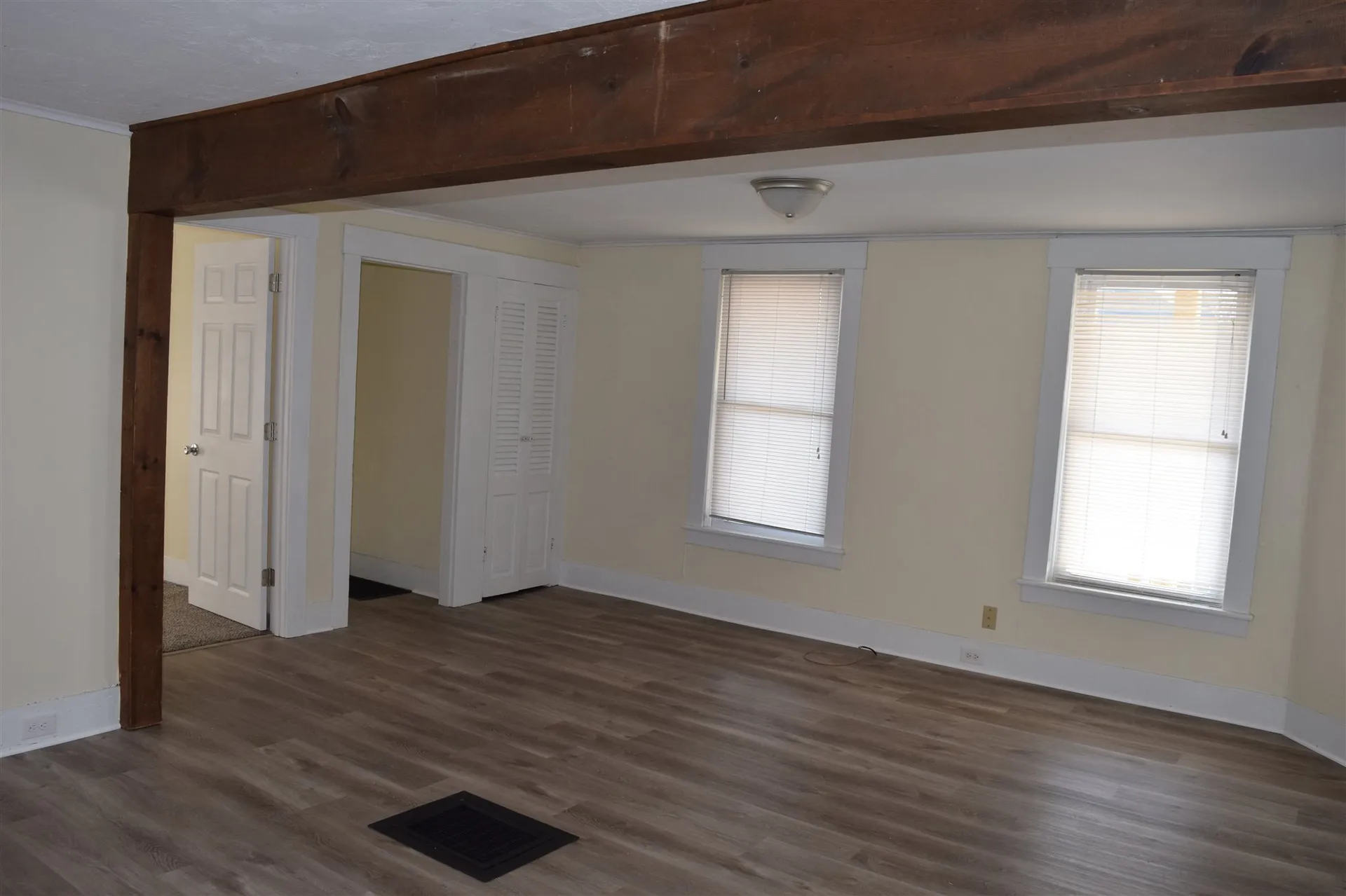 8 Elm Street Northfield NH 03276