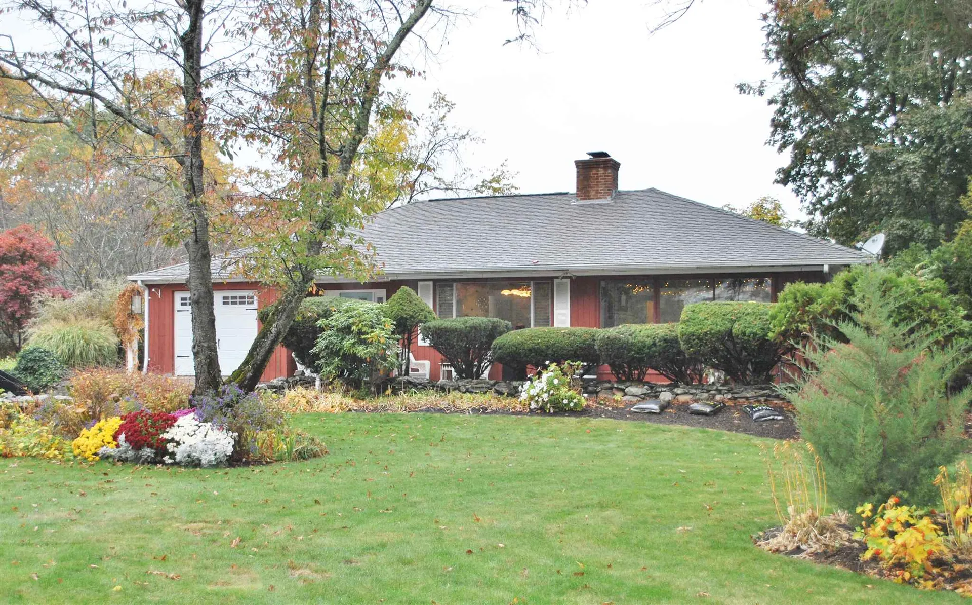 2 Carolina Drive Nashua NH 03060