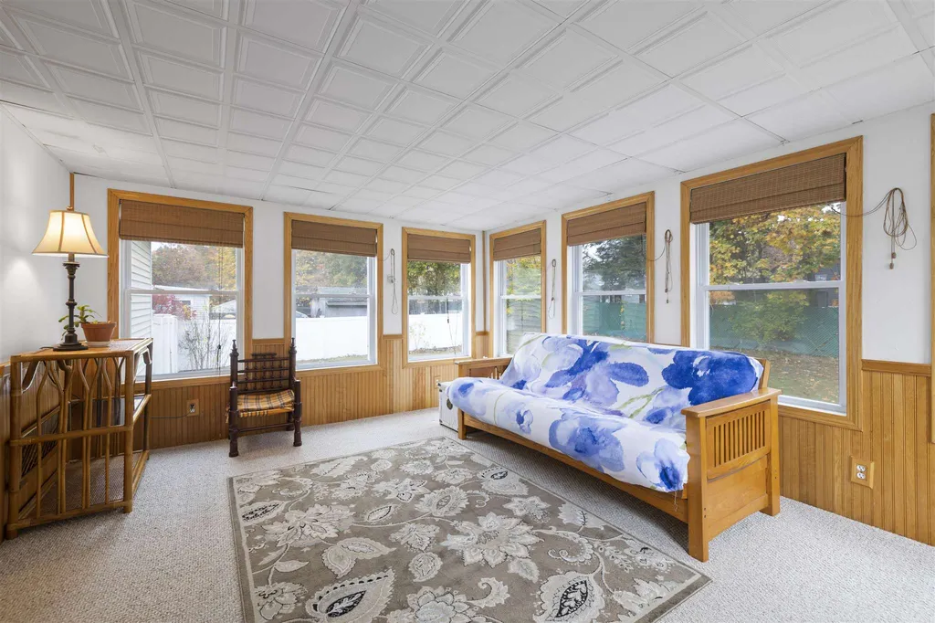 7 Sunnybrooke Drive Dover NH 03820