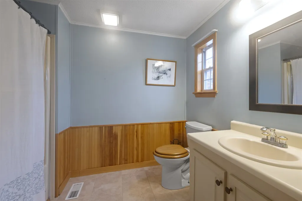 7 Sunnybrooke Drive Dover NH 03820