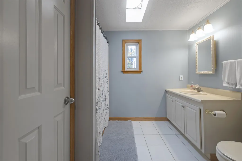 7 Sunnybrooke Drive Dover NH 03820