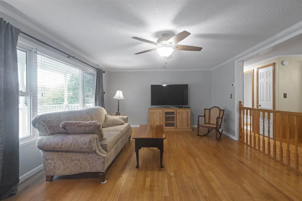 7 Sunnybrooke Drive Dover NH 03820