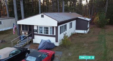 15 Chancellor Drive Concord NH 03303