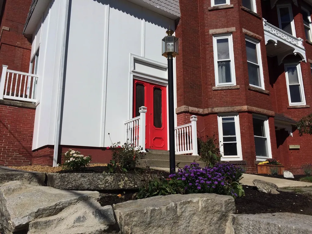 119 Walnut Street Manchester NH 03104