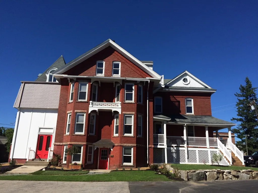 119 Walnut Street Manchester NH 03104