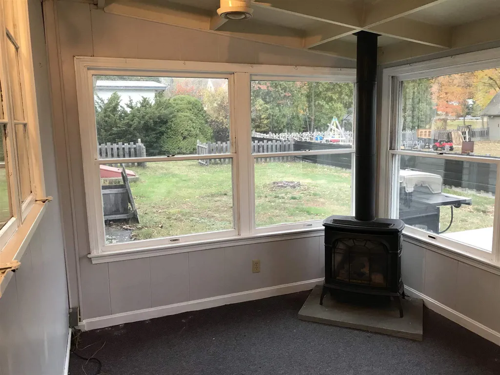 53 Ten Rod Road Rochester NH 03867