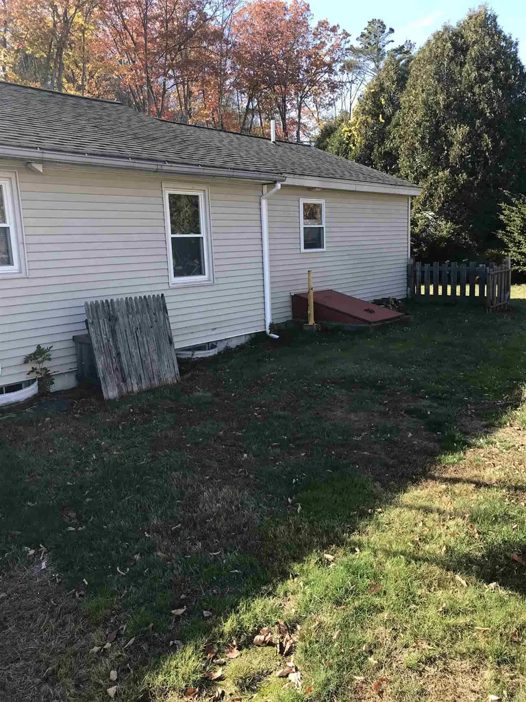 53 Ten Rod Road Rochester NH 03867