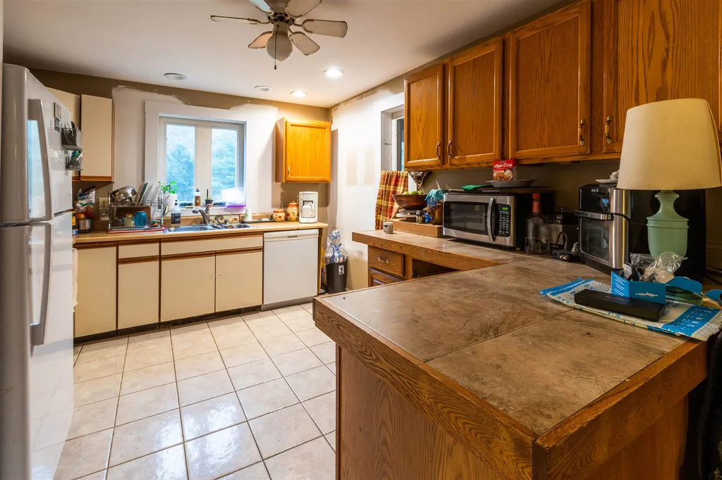 415 N River Road Milford NH 03055