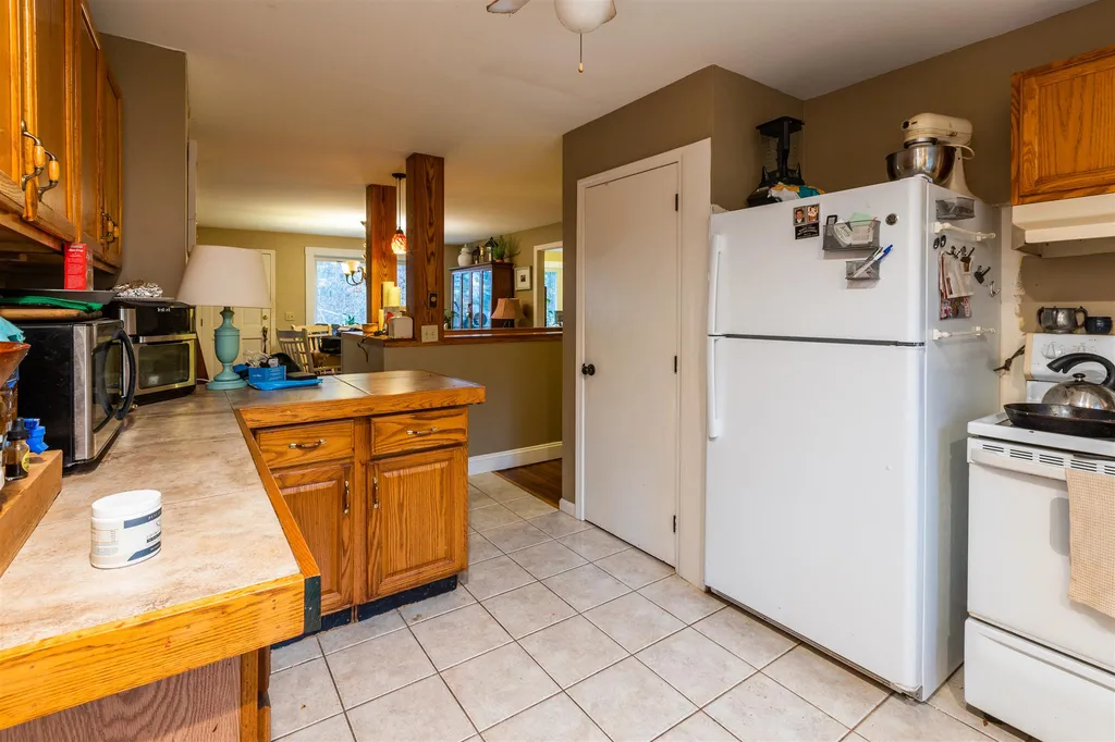 415 N River Road Milford NH 03055