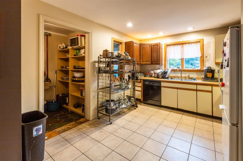415 N River Road Milford NH 03055