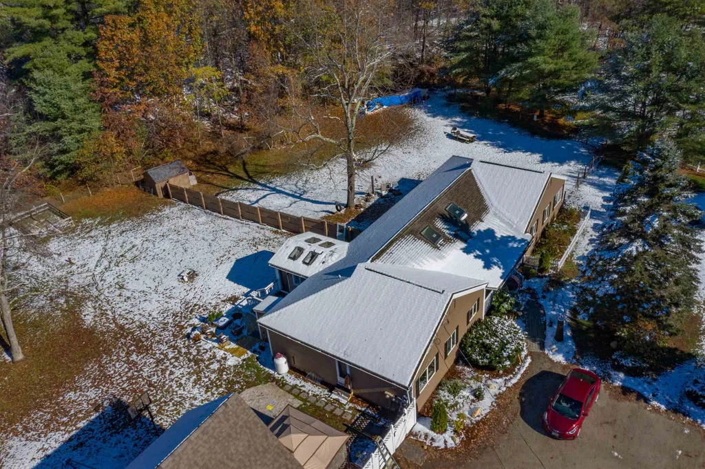 415 N River Road Milford NH 03055