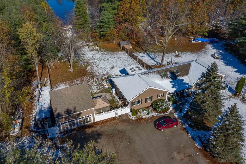 415 N River Road Milford NH 03055