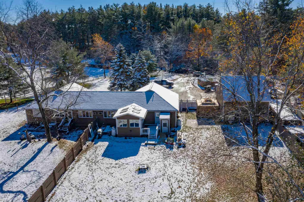 415 N River Road Milford NH 03055