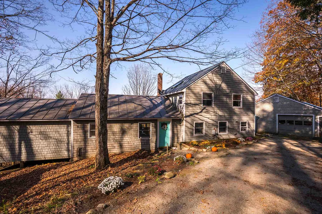 152 Rice Road Hartland VT 05048