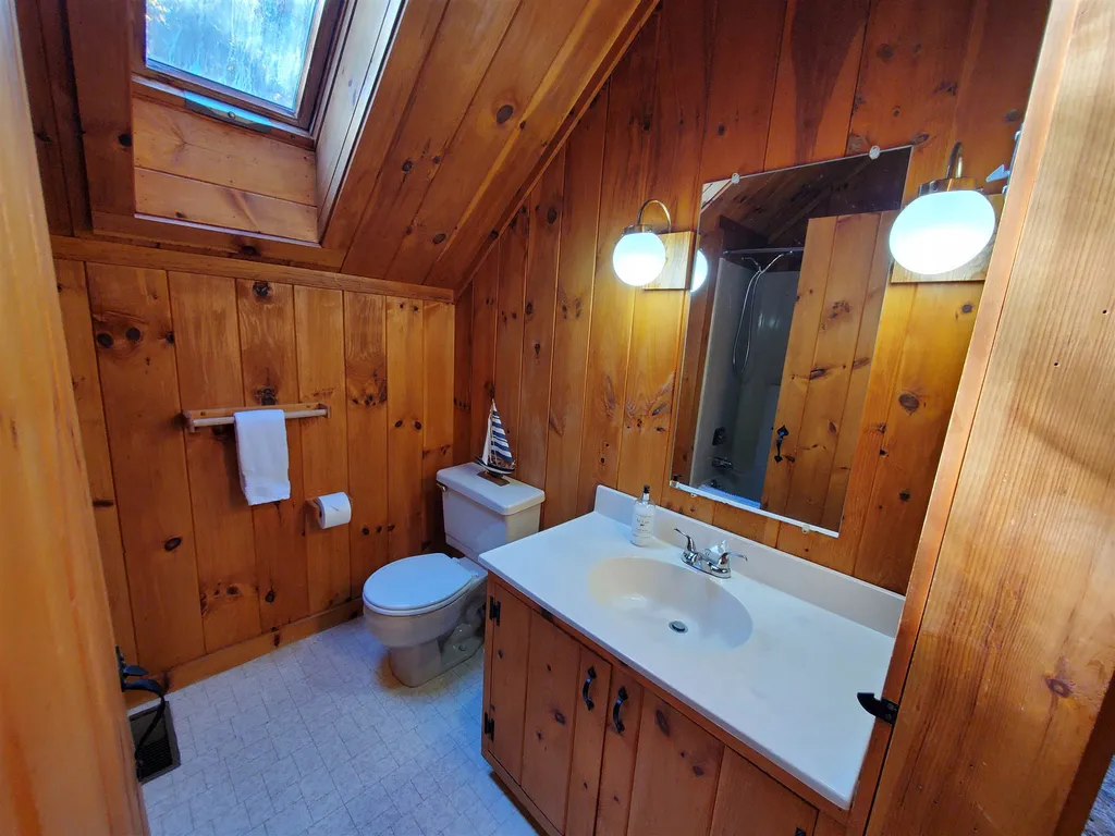 22 Sawmill Shores Road Meredith NH 03253