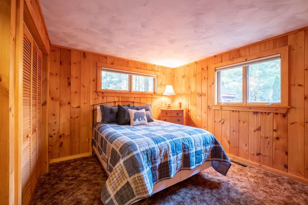 22 Sawmill Shores Road Meredith NH 03253