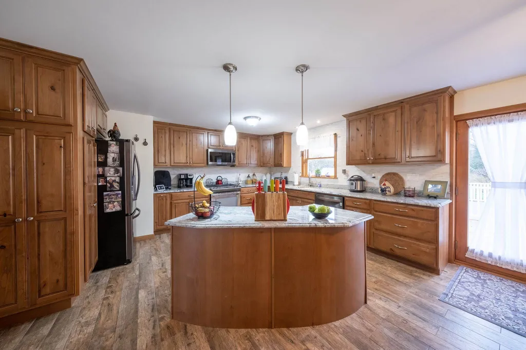 1101 Franklin Highway Andover NH 03216