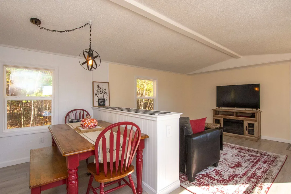 189 Ford Farm Road Milton NH 03851