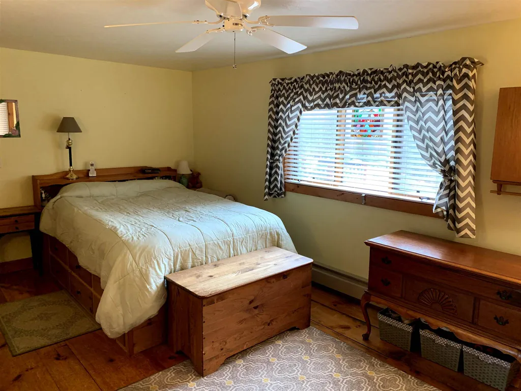 348 Old Bristol Road New Hampton NH 03256
