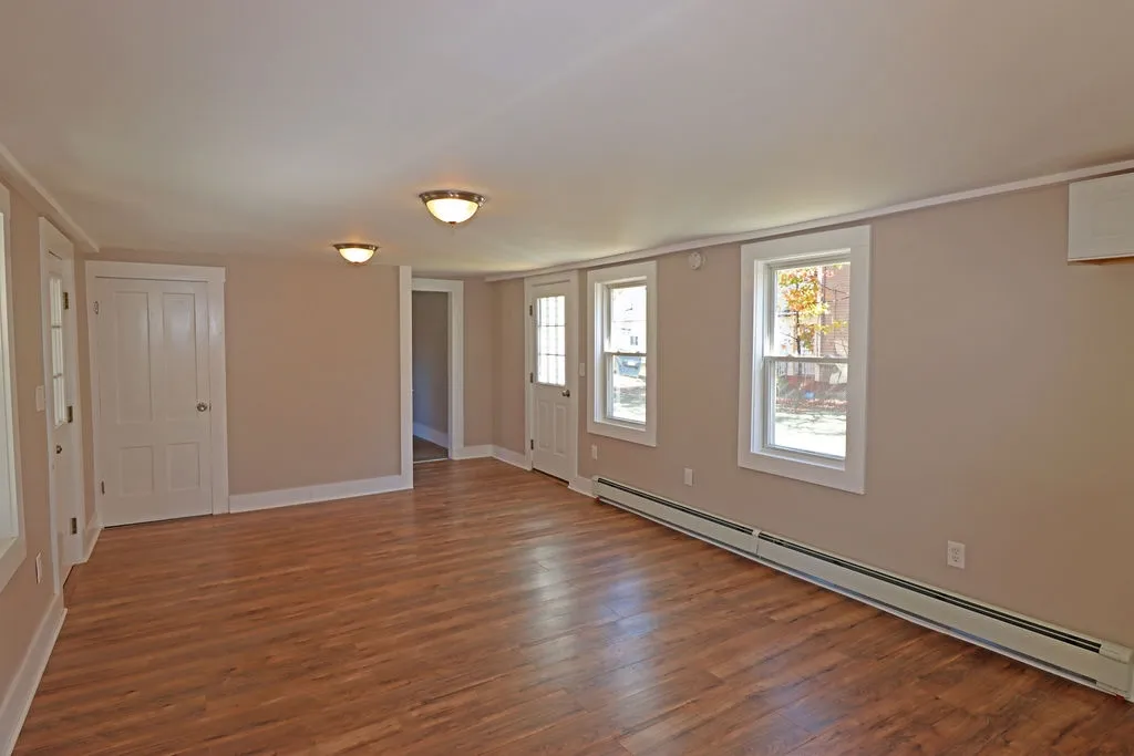 14 School Street Farmington NH 03835