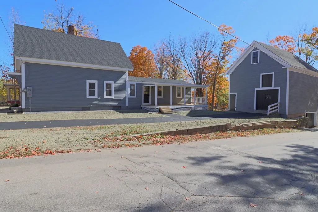 14 School Street Farmington NH 03835