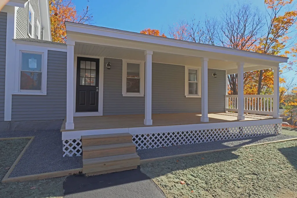 14 School Street Farmington NH 03835