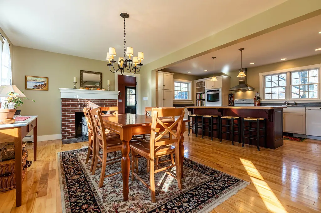 819 Pomfret Road Woodstock VT 05091