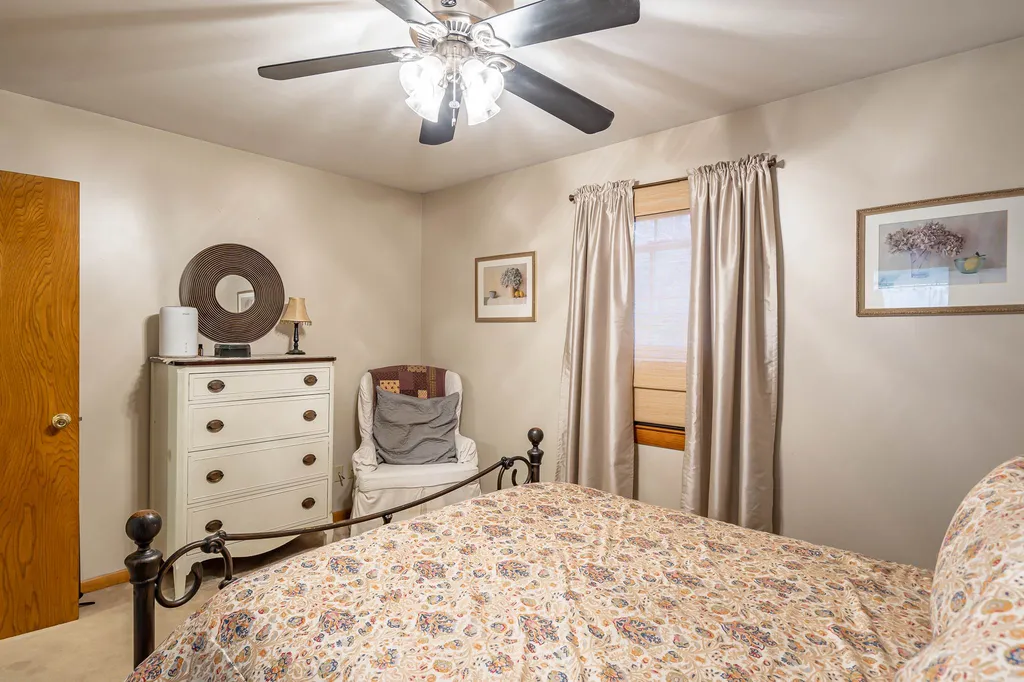 53 Ledgeview Drive Rochester NH 03839