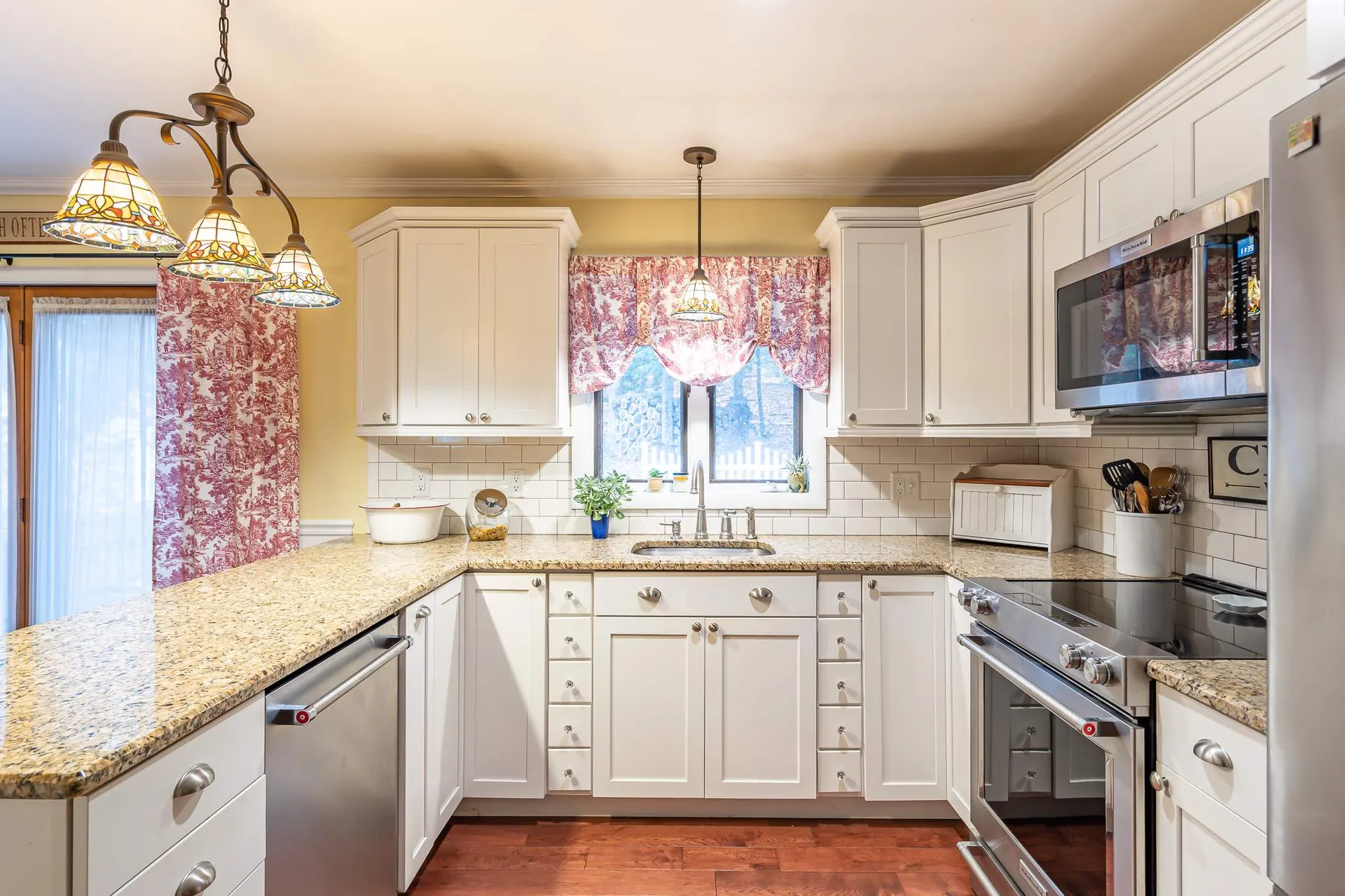 53 Ledgeview Drive Rochester NH 03839
