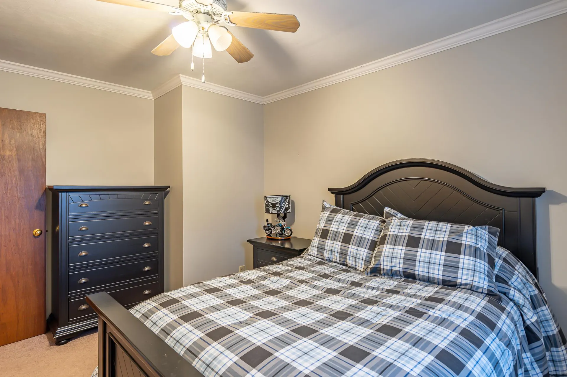53 Ledgeview Drive Rochester NH 03839