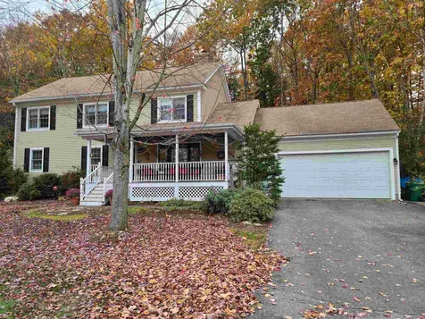 53 Ledgeview Drive Rochester NH 03839