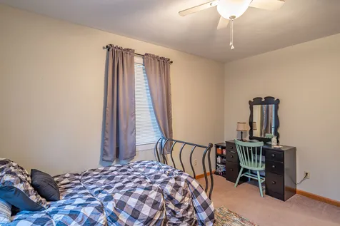 53 Ledgeview Drive Rochester NH 03839