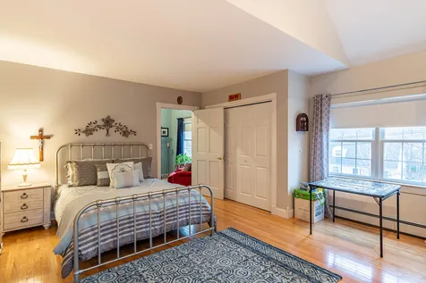 53 Ledgeview Drive Rochester NH 03839