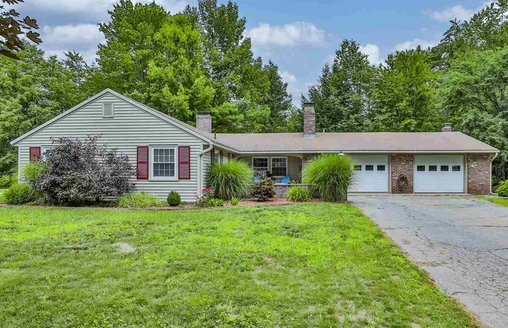 1 Brookwood Drive Amherst NH 03031