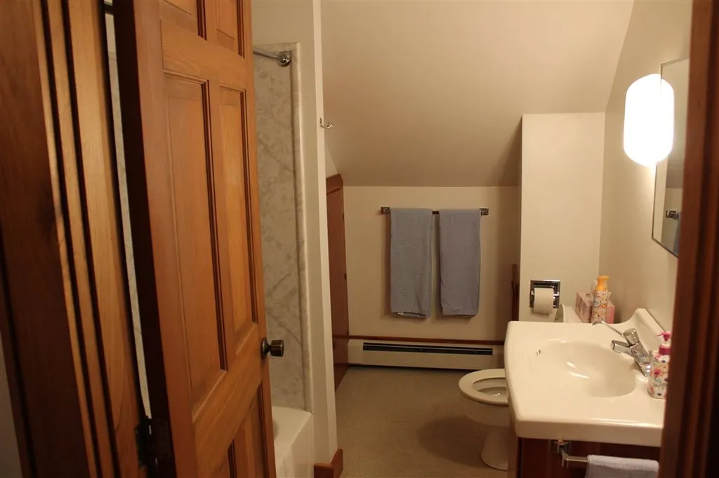 5 Maple Avenue Claremont NH 03743